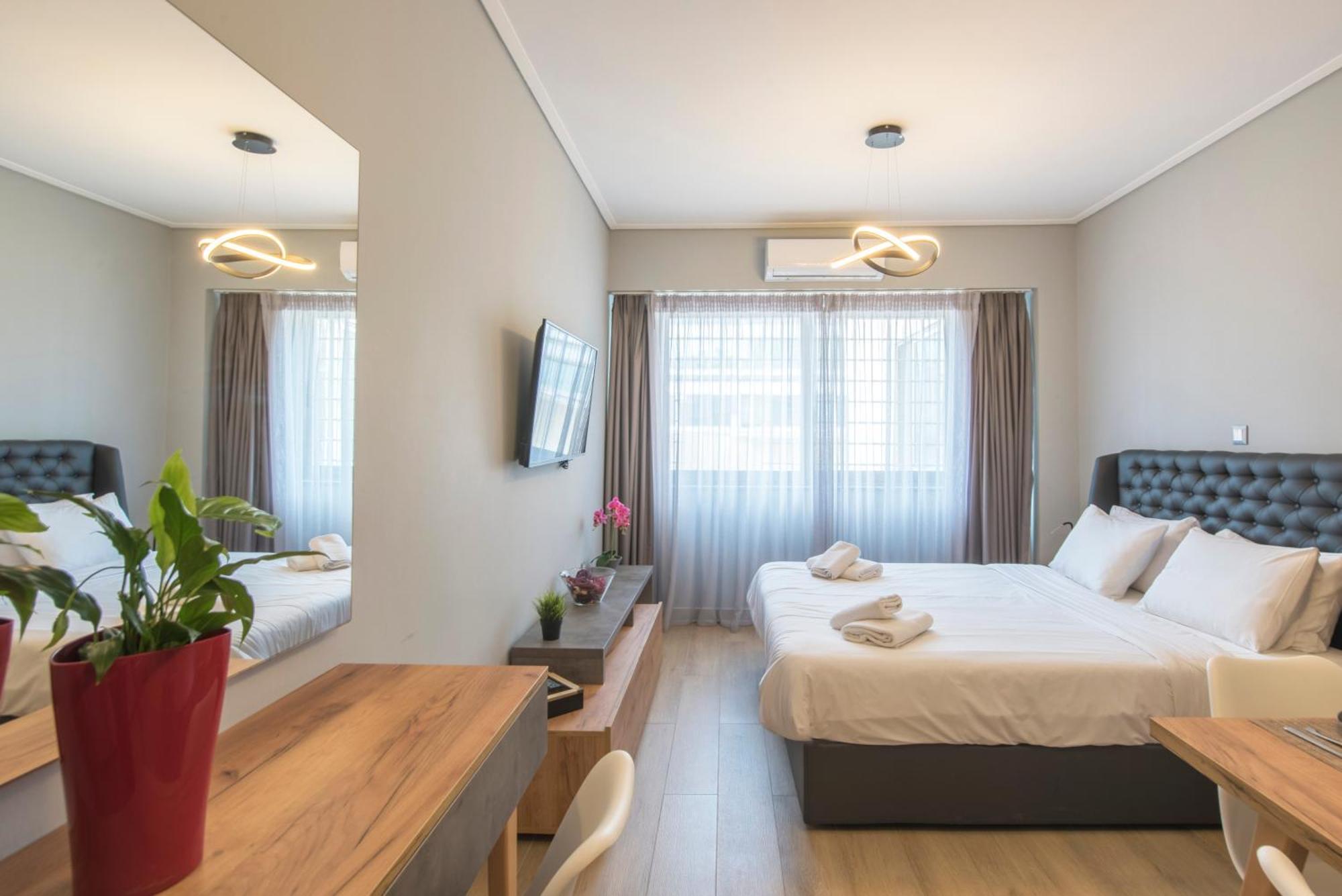 Amazing Apartments @ Aiolou Str. 아테네 외부 사진