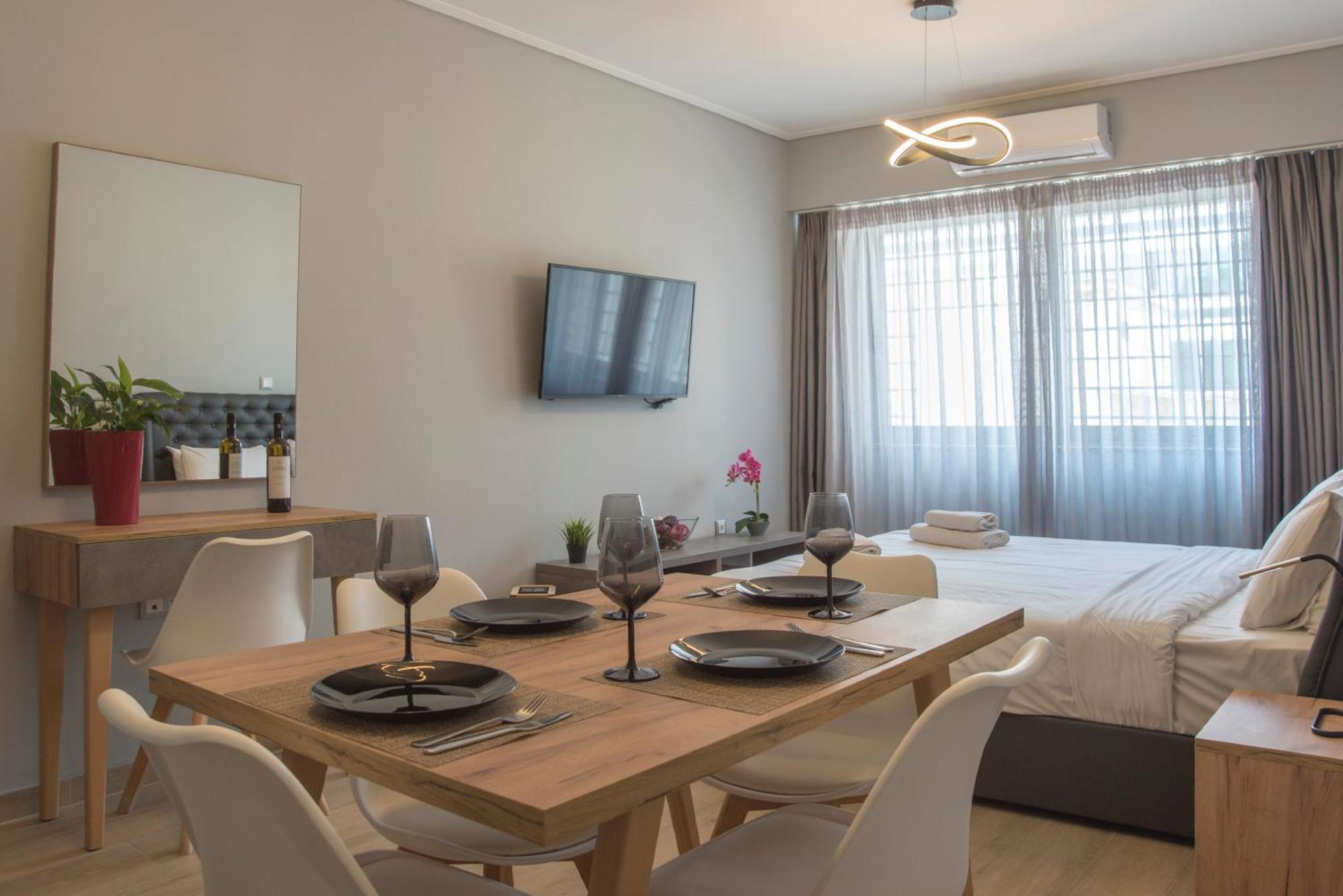 Amazing Apartments @ Aiolou Str. 아테네 외부 사진