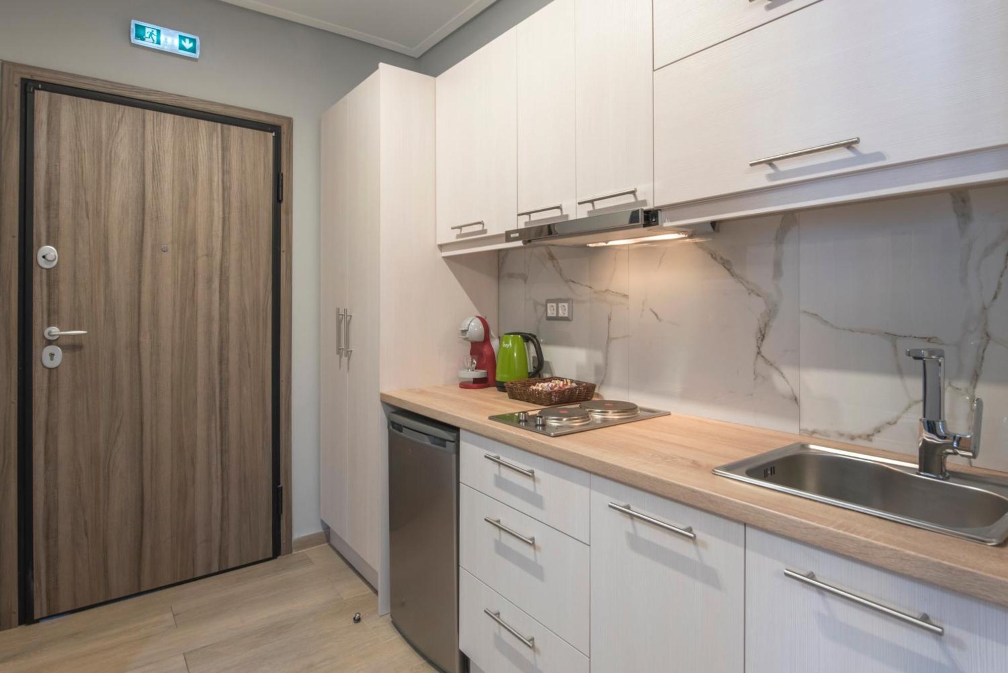 Amazing Apartments @ Aiolou Str. 아테네 외부 사진