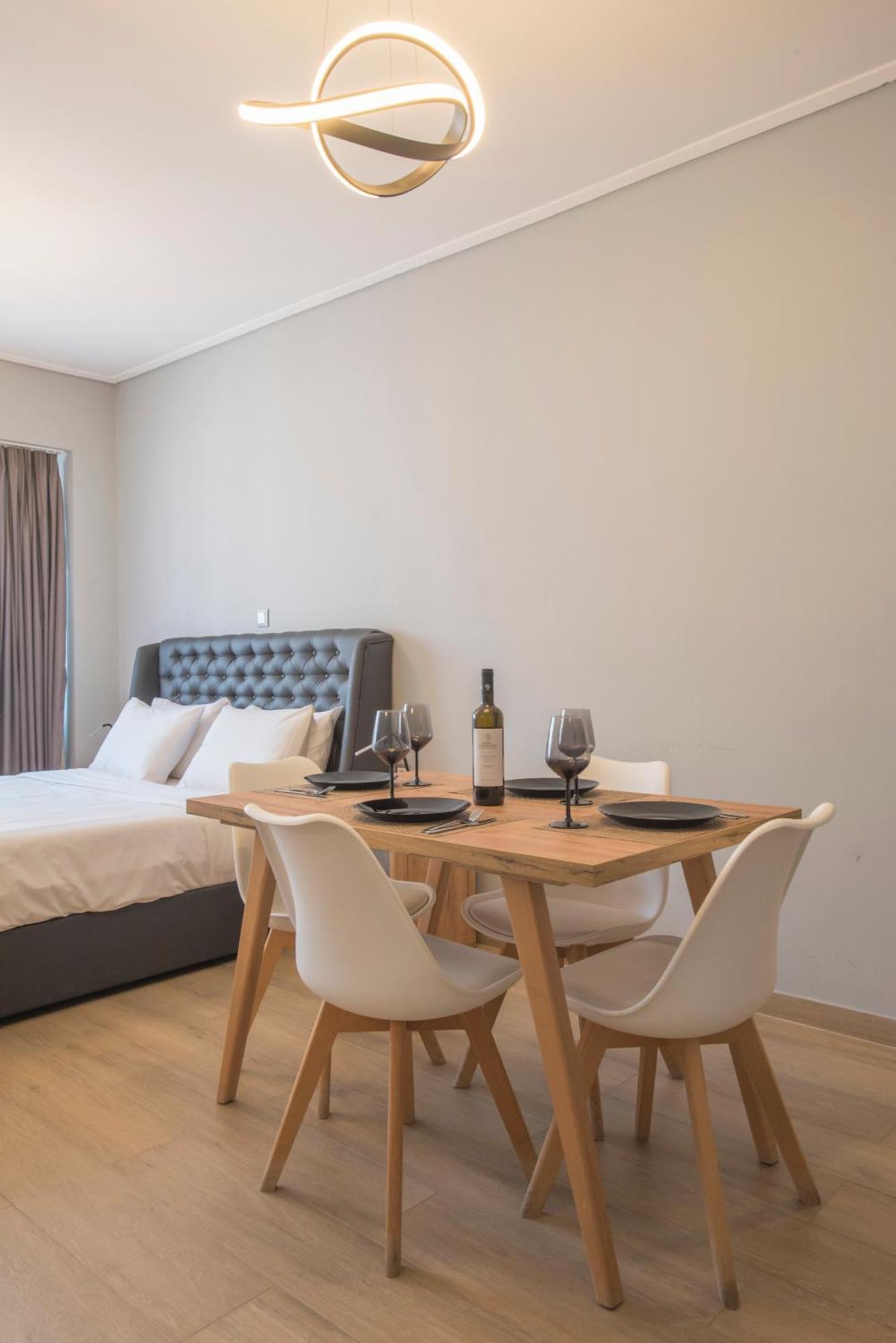 Amazing Apartments @ Aiolou Str. 아테네 외부 사진